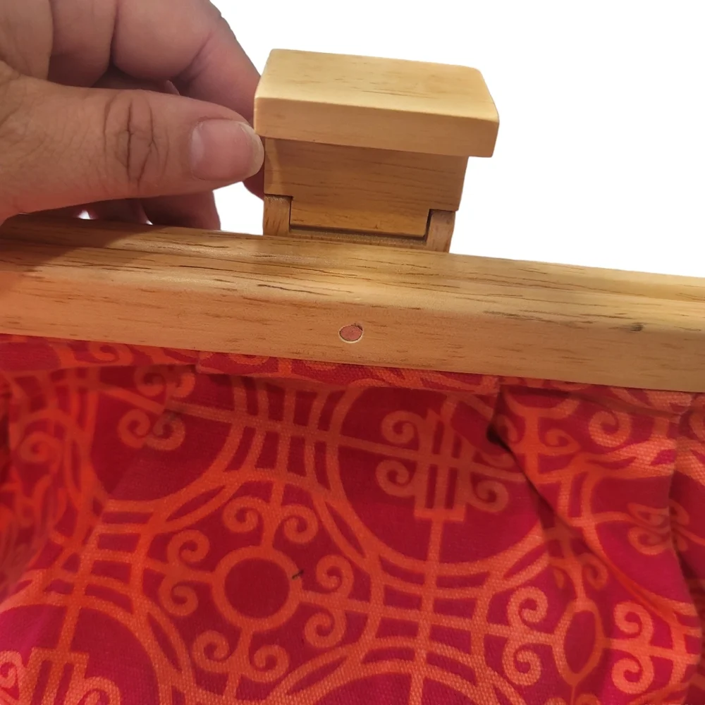 Pink Orange canvas wooden handle summer clutch bag - Picture 2 of 6